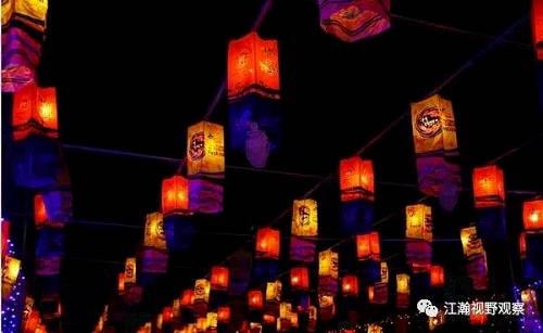 不过，无论你是新城市人，还是旧城市人，在我们的之中似乎总是流传着这样的观点：我们北京、上海这样的大城市实在是太大了，在中国产业升级的大背景下，只有所谓的高技能人才才能生活下来，至于低技能劳动者只能被“赶出城市”。并且大城市的人口太多了，所以在控制人口流入的大背景下，我们只能吃尽苦头，只能为城市的发展买单。