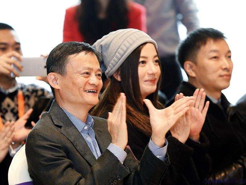 比起与合一影业的合并,我们更关心阿里影业的艺人经纪